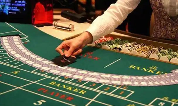 Permainan slot dan live dealer populer di Featured